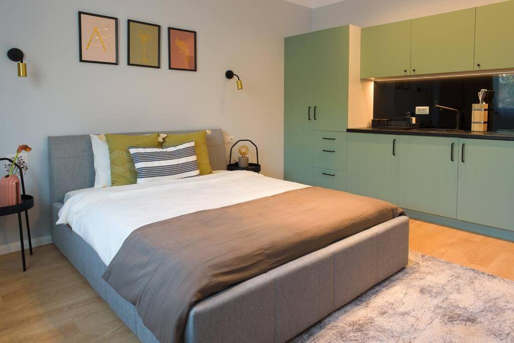 Sunny Studio - Top Location - Green View Balcony Βουκουρέστι Εξωτερικό φωτογραφία
