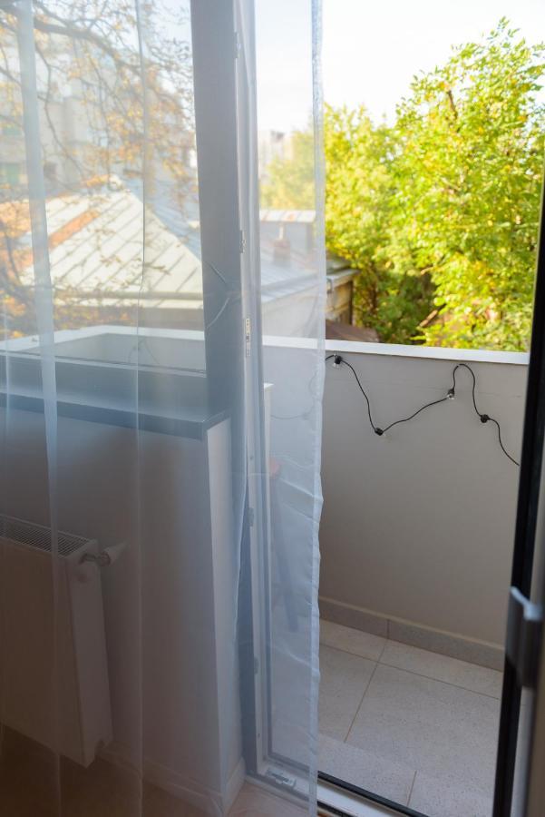 Sunny Studio - Top Location - Green View Balcony Βουκουρέστι Εξωτερικό φωτογραφία