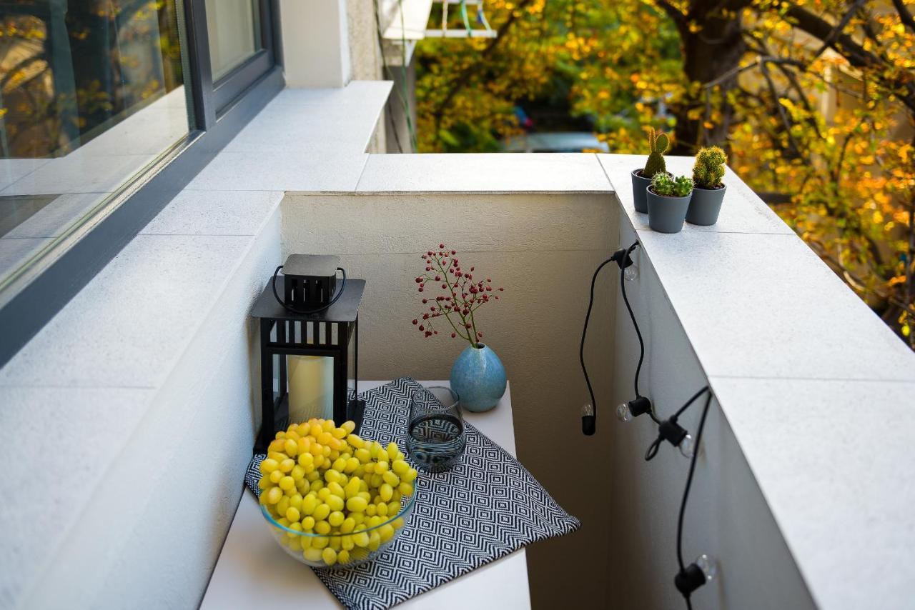Sunny Studio - Top Location - Green View Balcony Βουκουρέστι Εξωτερικό φωτογραφία